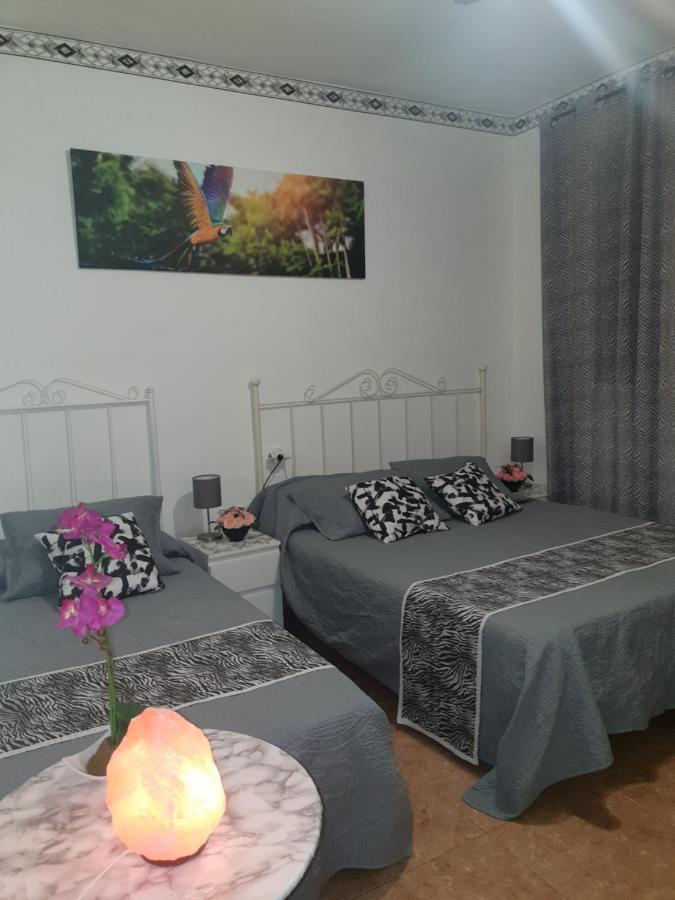 Hostal Diaz Madrid Room photo