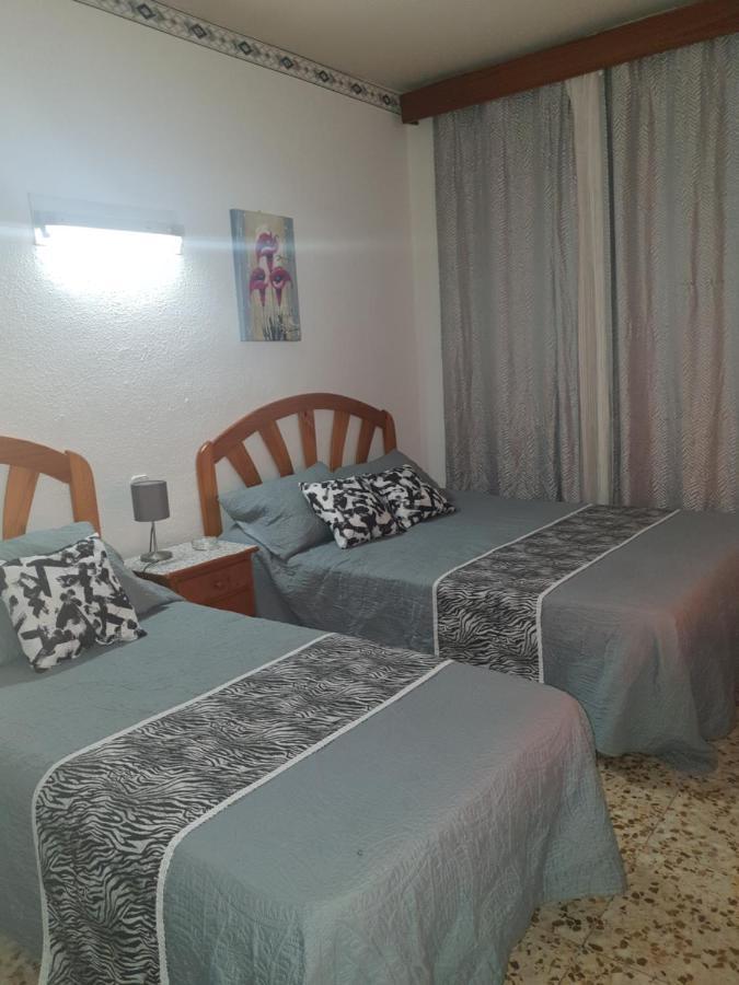 Hostal Diaz Madrid Room photo