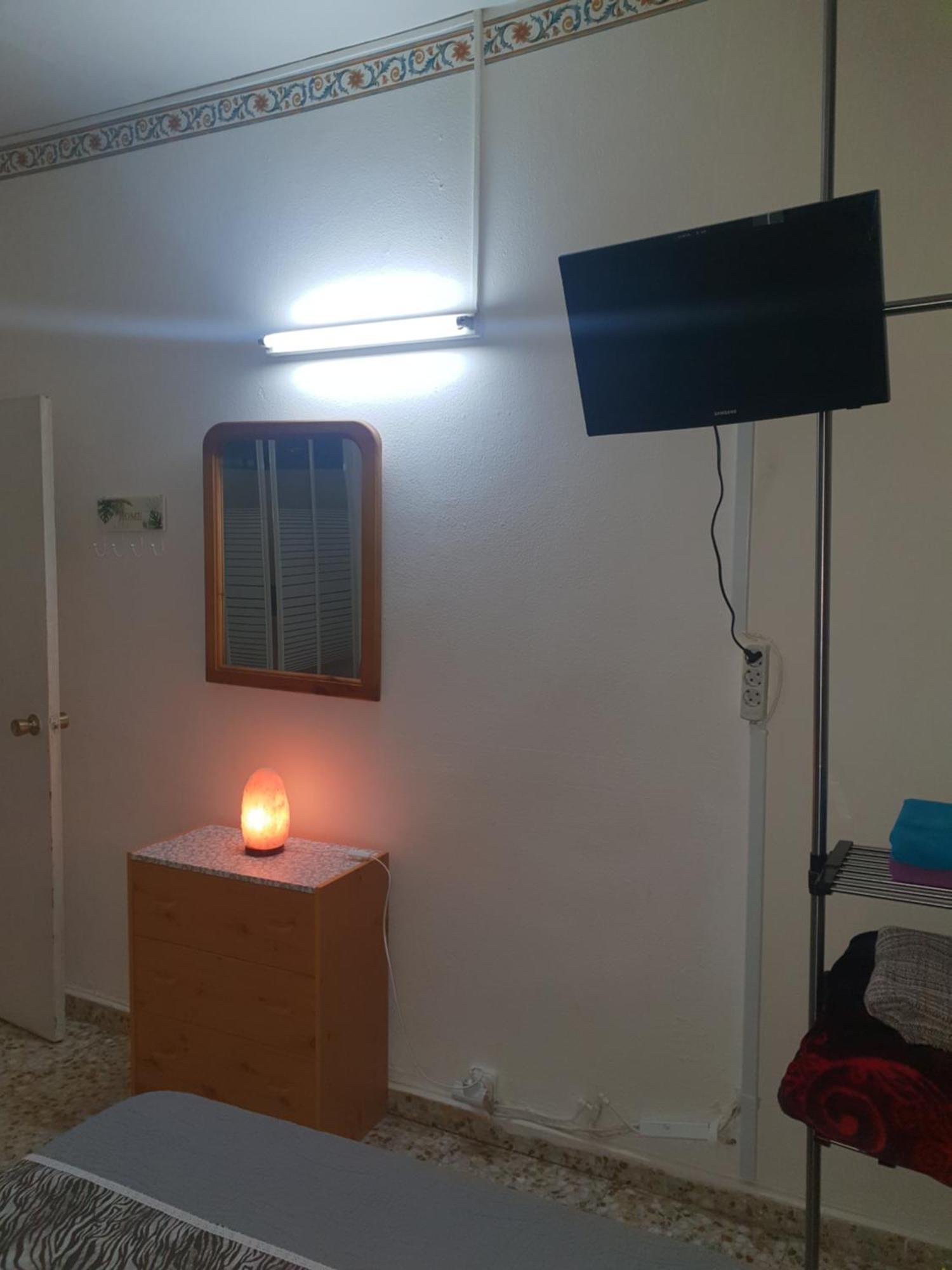 Hostal Diaz Madrid Room photo
