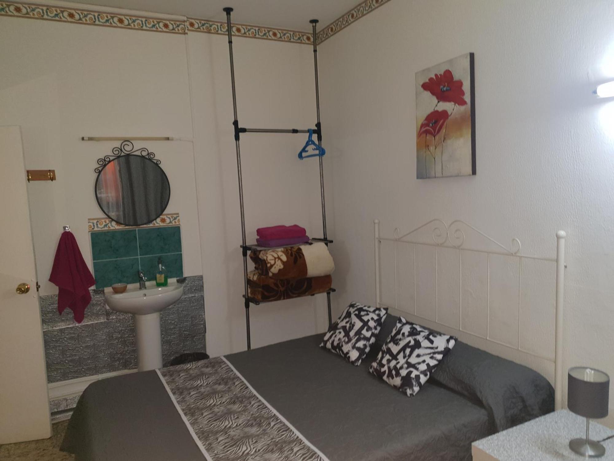 Hostal Diaz Madrid Room photo