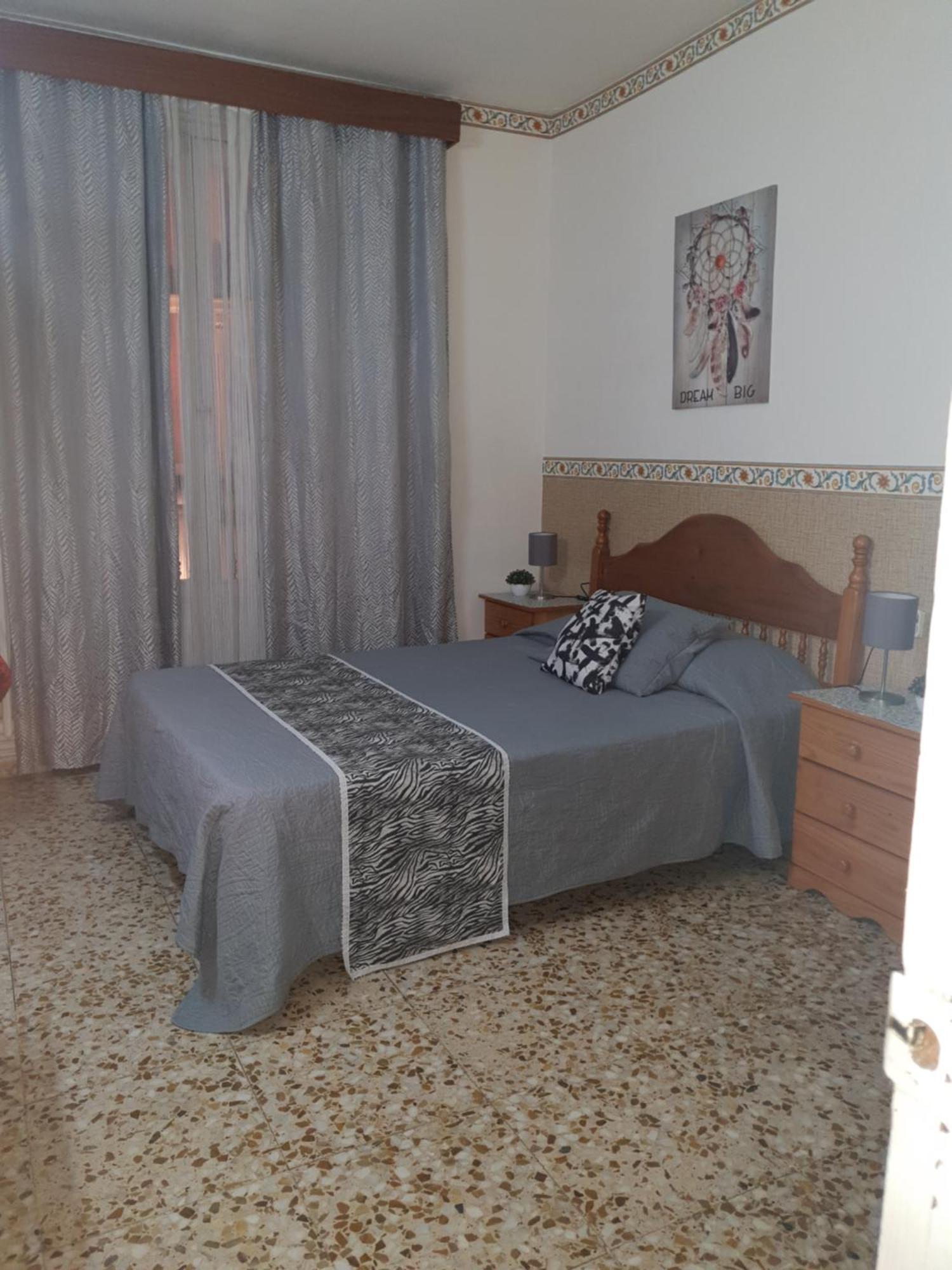 Hostal Diaz Madrid Room photo