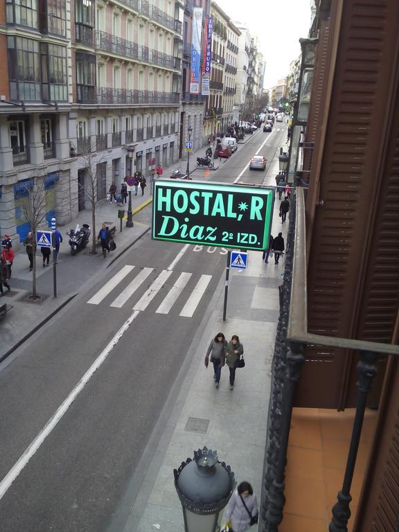 Hostal Diaz Madrid Exterior photo