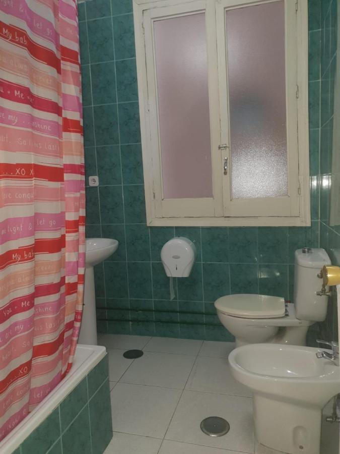 Hostal Diaz Madrid Exterior photo